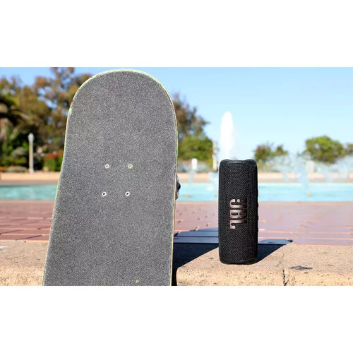 SPEAKER JBL FLIP 6 PORTABLE BLUETOOTH BLUE - Image 6
